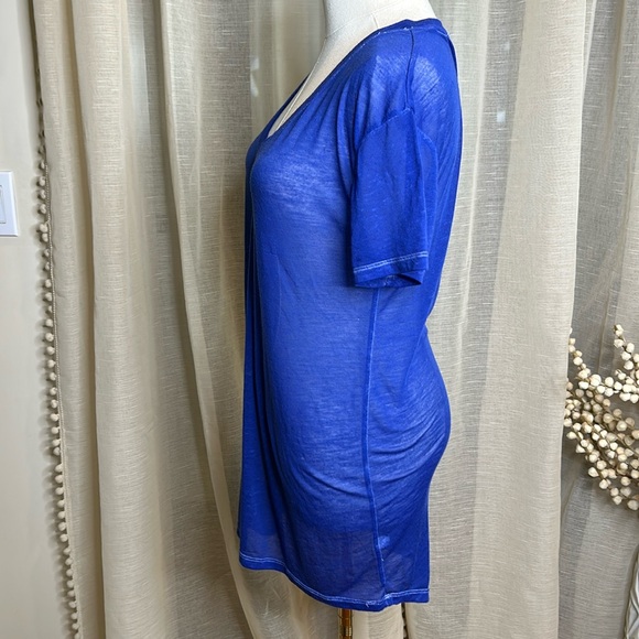 Gap Sheer See through burner Royal Blue Tee Shirt Sz small - Picture 2 of 6